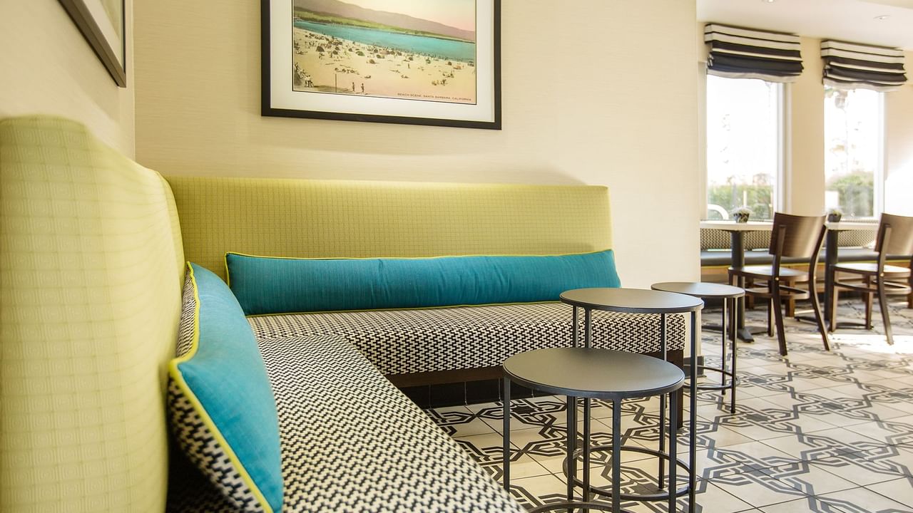 The West Beach Inn, a Coast Hotel - Lobby