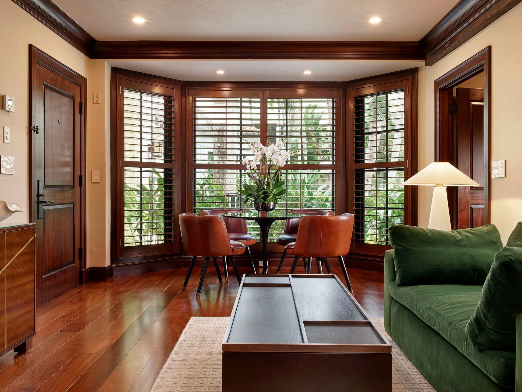 Living & dining in Luxury 3 Bedroom Suite at Brazilian Court