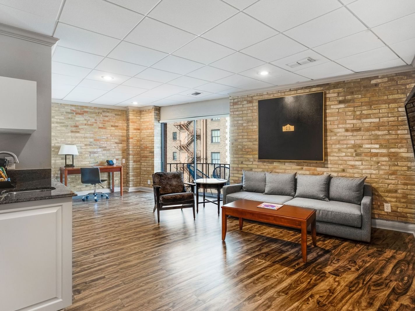 Living room of the Presidential Suite at Riverwalk Plaza Hotel