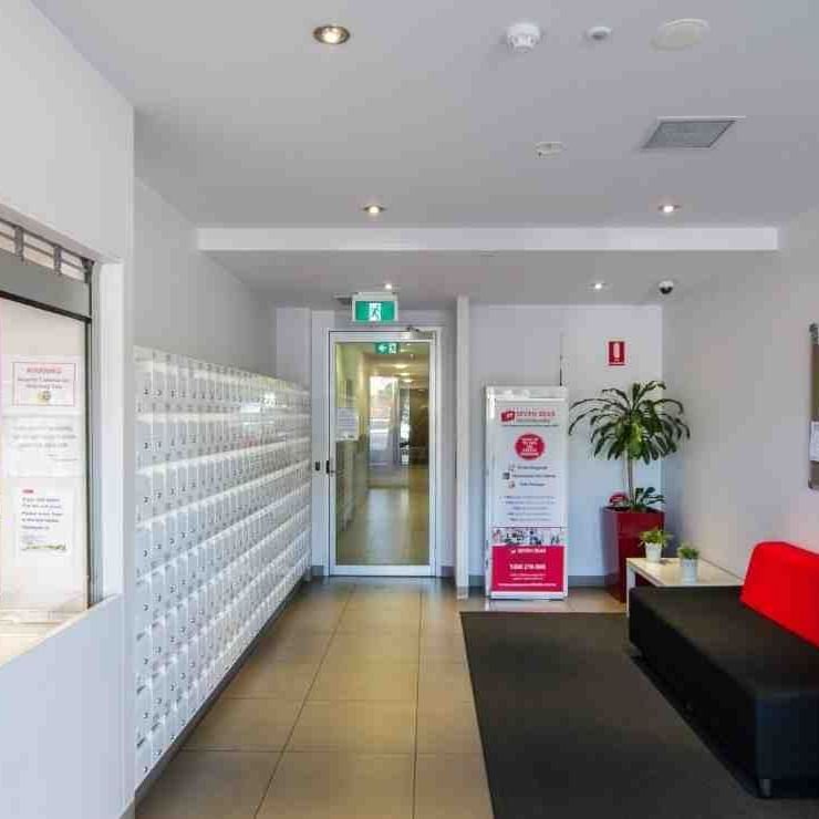 UniLodge on Waymouth foyer & reception