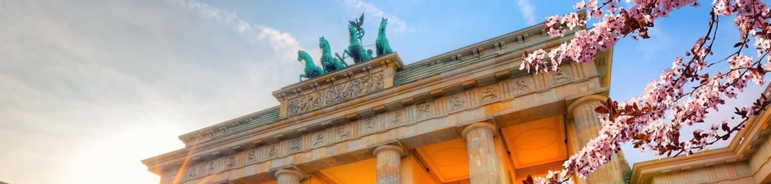 Brandenburg Gate on a sunny day near Titanic Comfort Kurfürstendamm