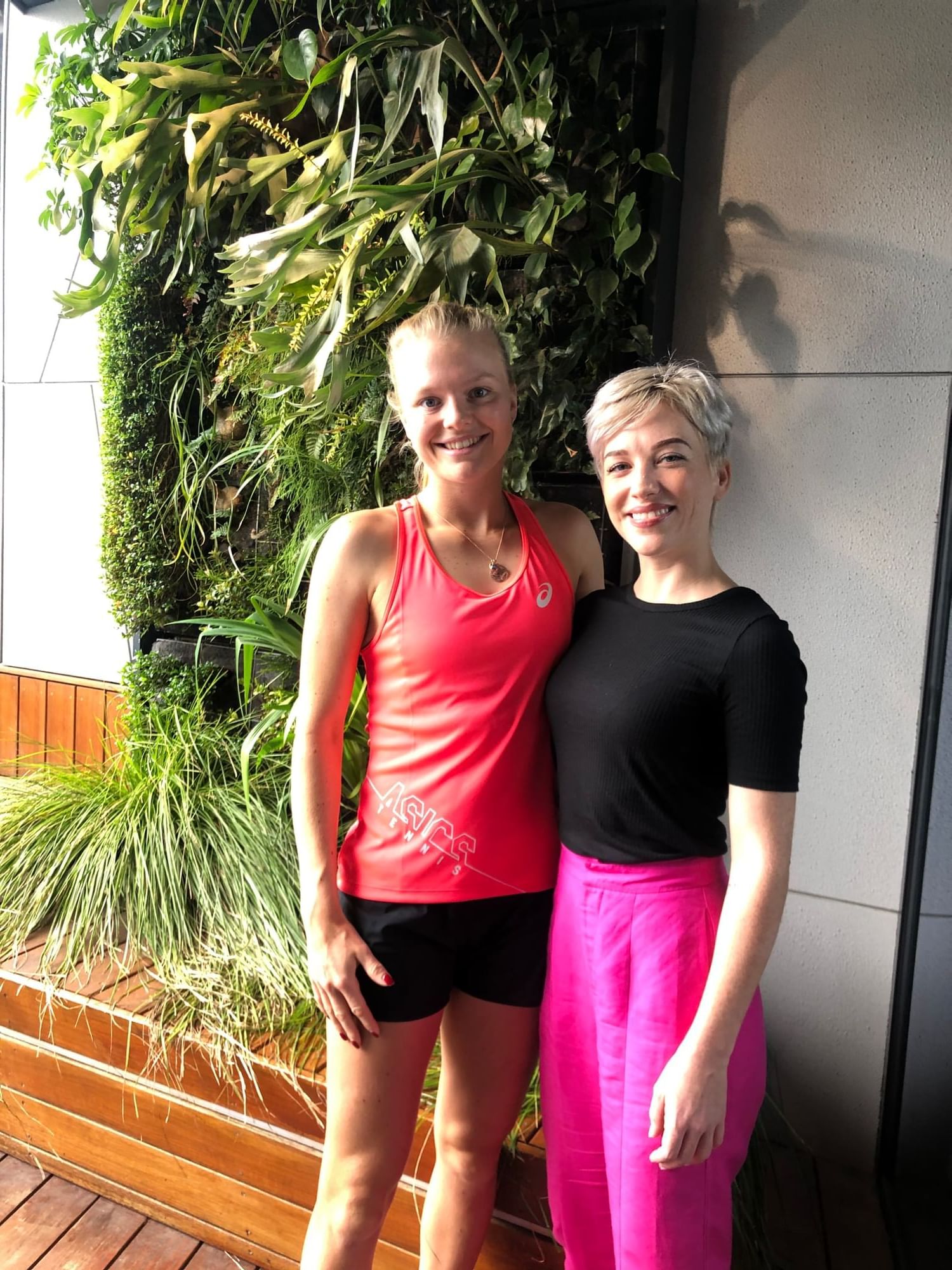 Harriet Dart & Emily Steckelbruck in the Imagine Marco Pool Area2