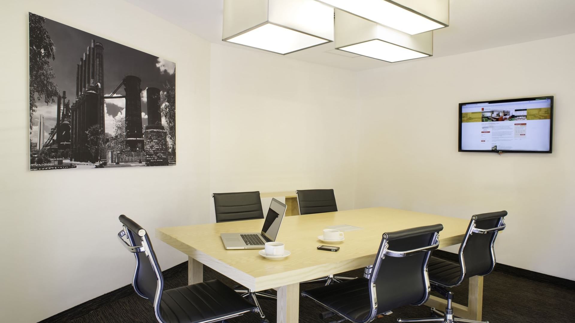 Conference setup in a meeting room at F I Monterrey Valle