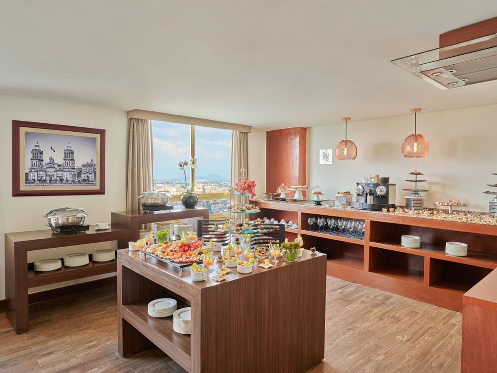 The kitchen of Presidential Suite at FA Reforma México City