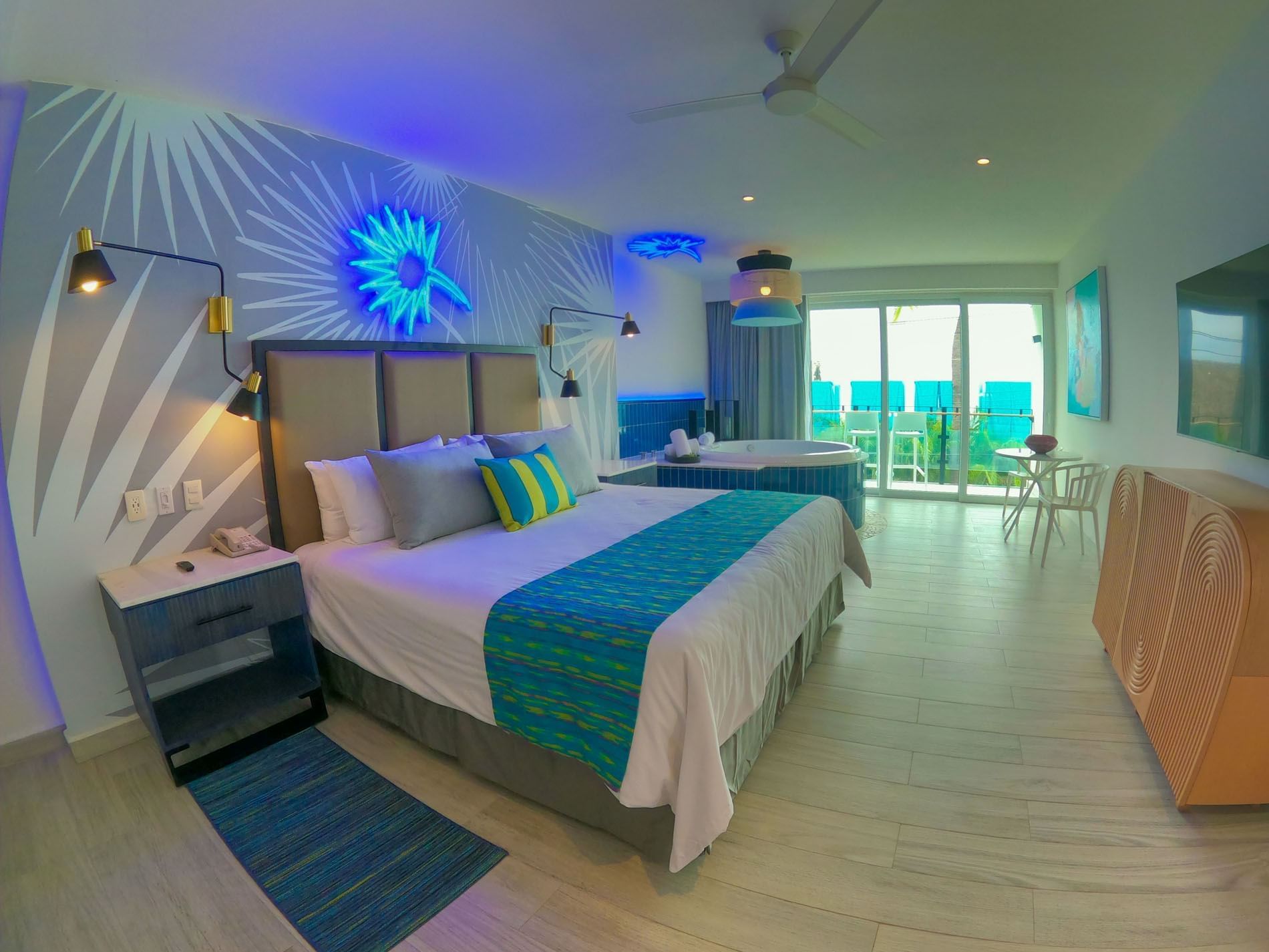 Mantamar XPA Suite with cozy bed at Almar Beach Resort