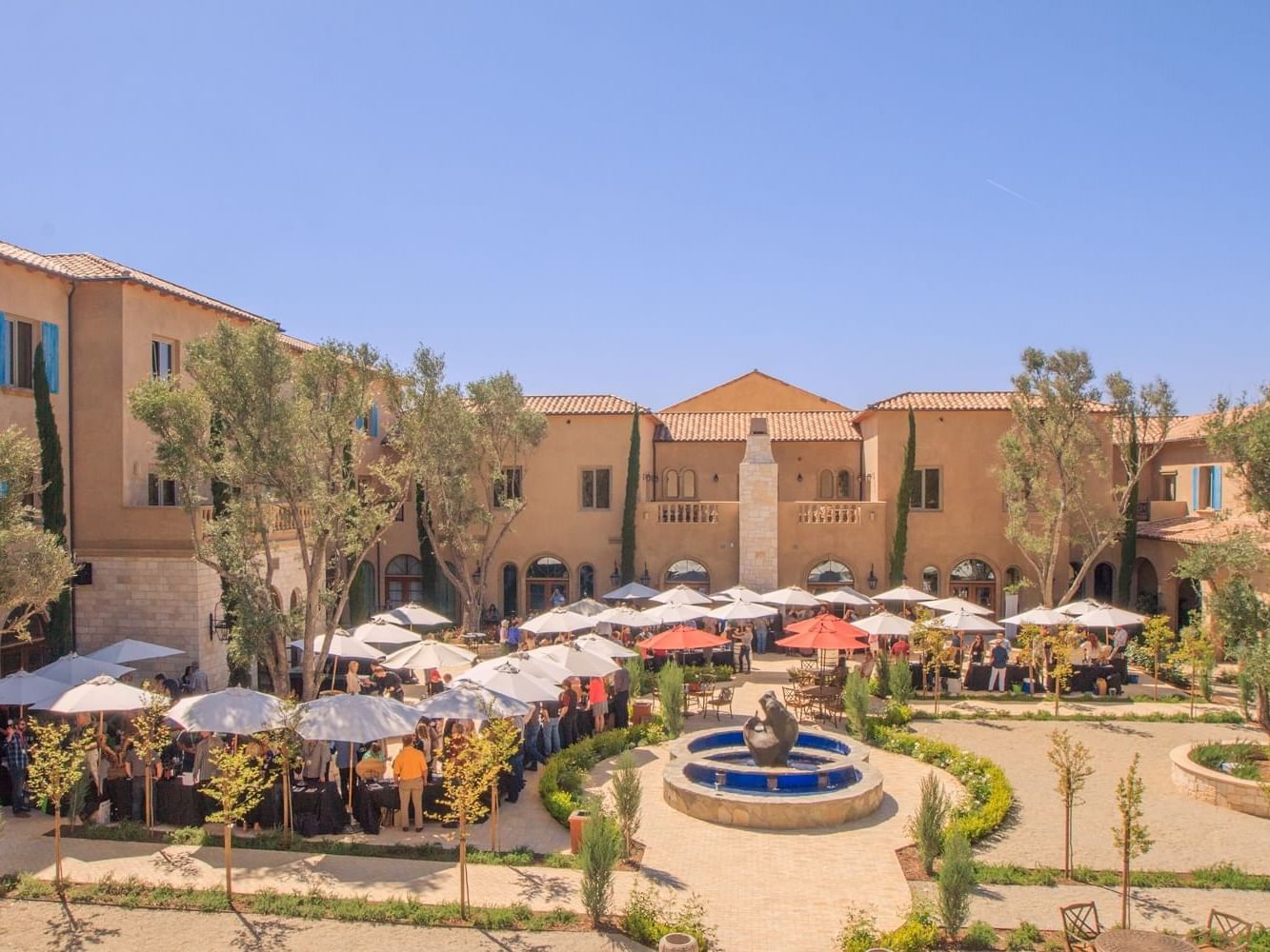 An areal view of the Allegretto's courtyard 