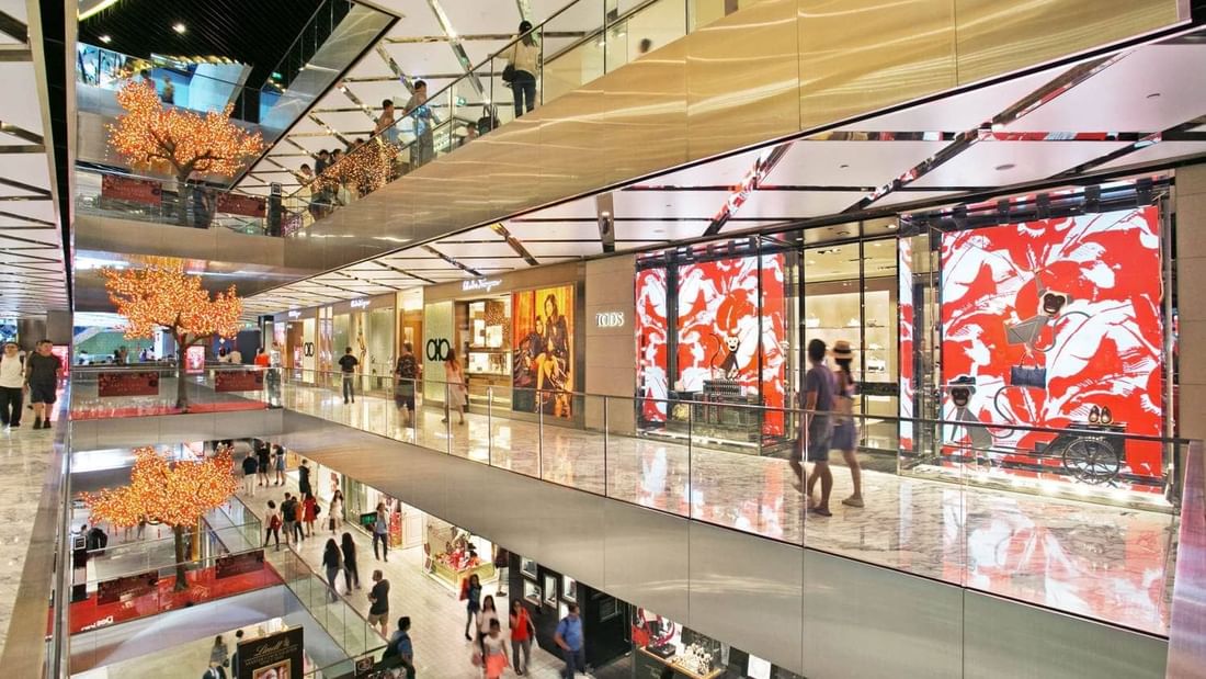 Interior of Westfield Sydney Shopping Centre, a bustling multi-level mall near Novotel Sydney on Darling Harbour