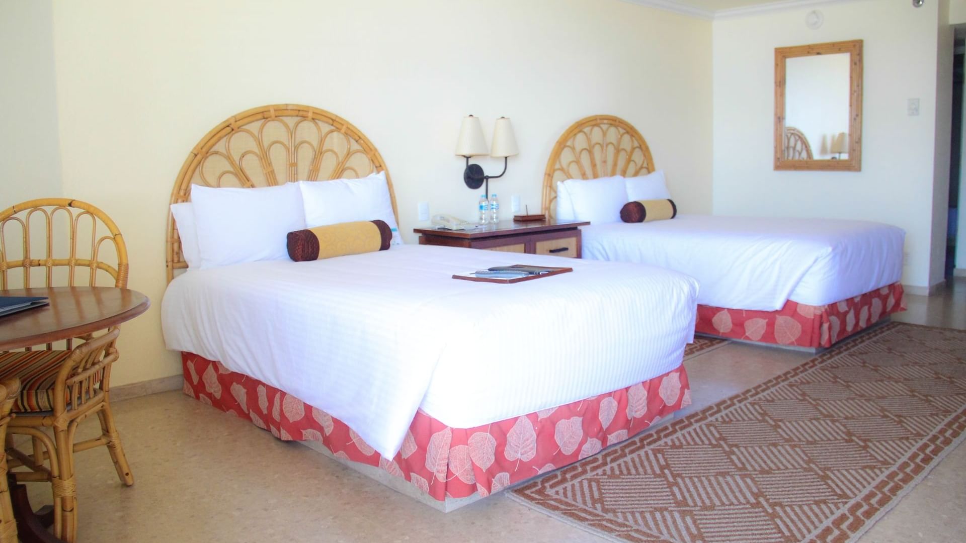 Twin beds in Princesa Ocean View Double at Mundo Imperial