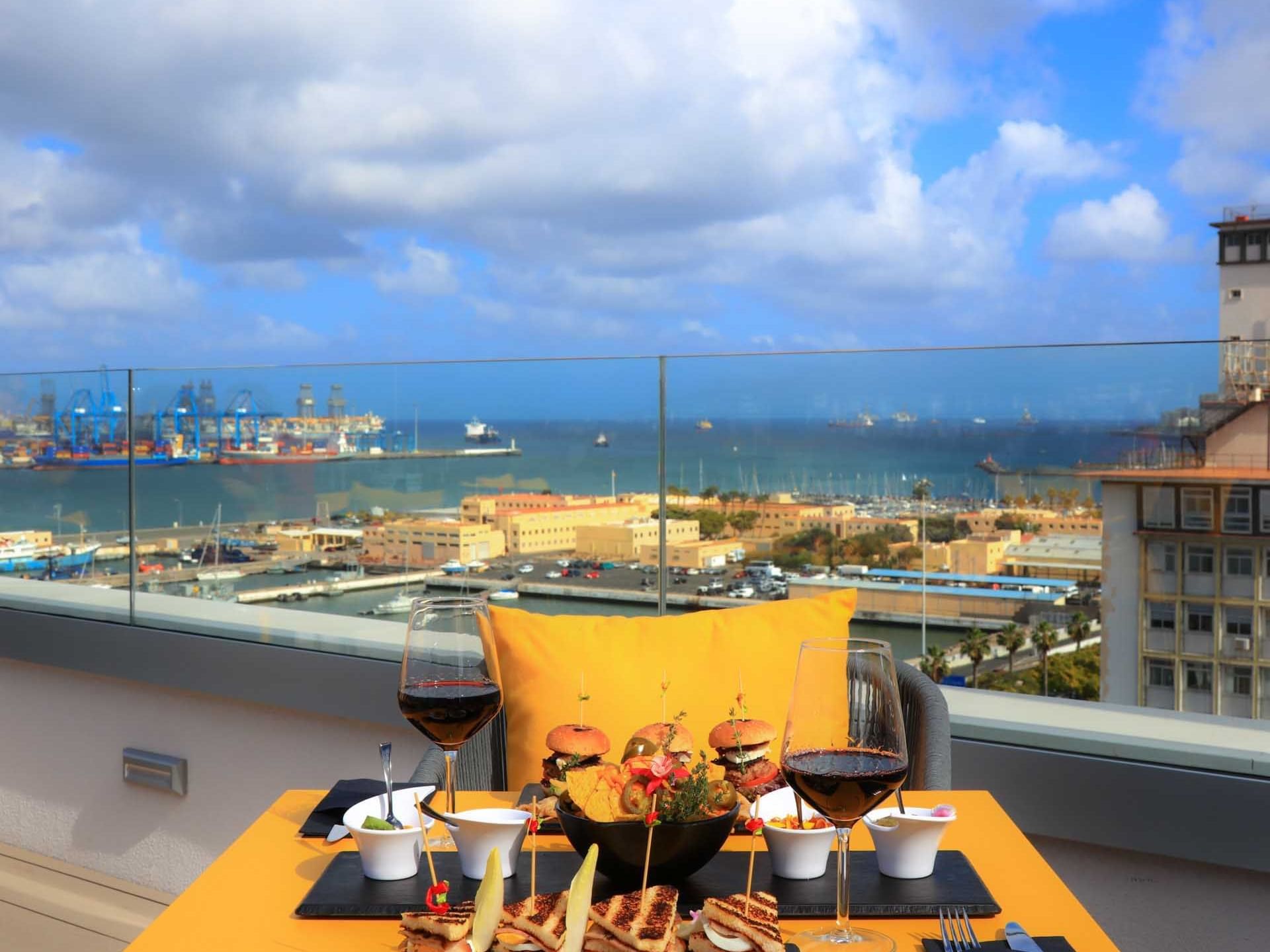 rooftop en hotel Design Plus Bex