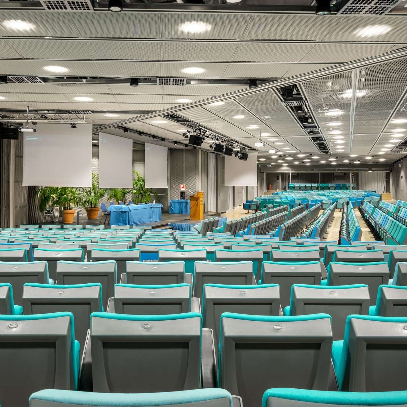 Spacious conference center hosting more than 700 people.