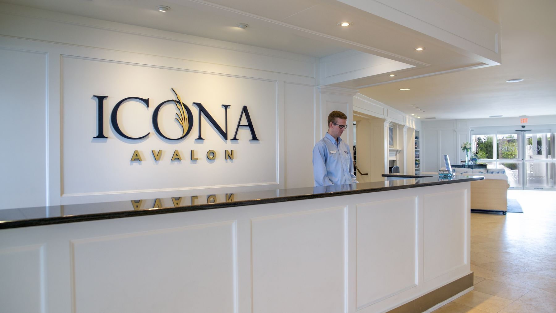 Front Desk Avalon