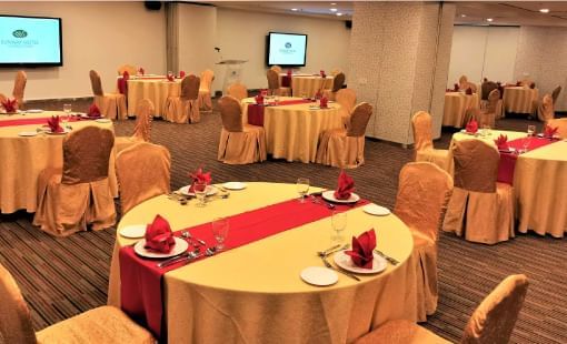 Banquet-typed seat arrangement in a meeting room at Sunway Hotel Georgetown