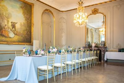 Musikzimmer Wedding arragement at Patrick Hellman Schlosshotel
