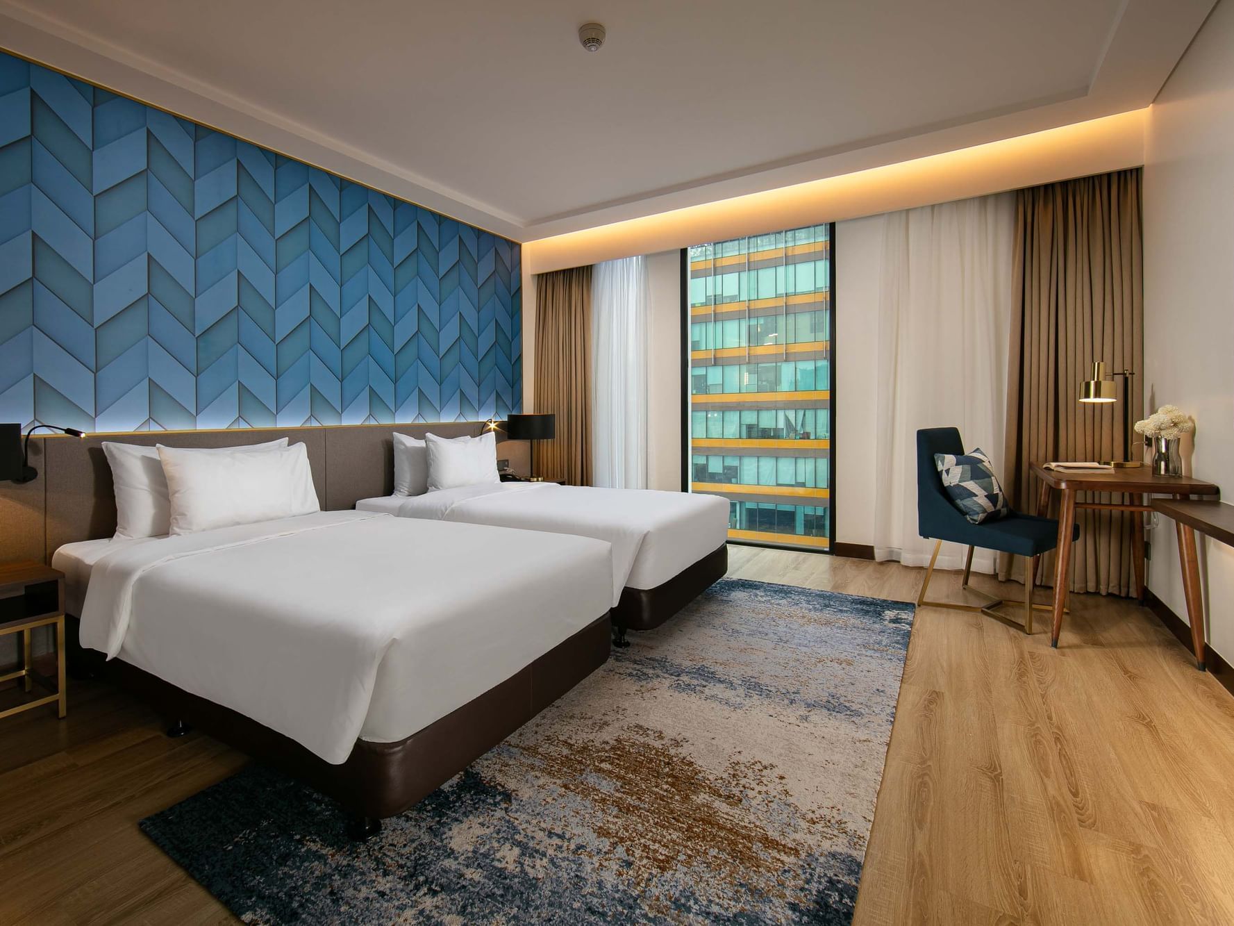 Hanoi member deal at Deluxe Twin Eastin Hotels