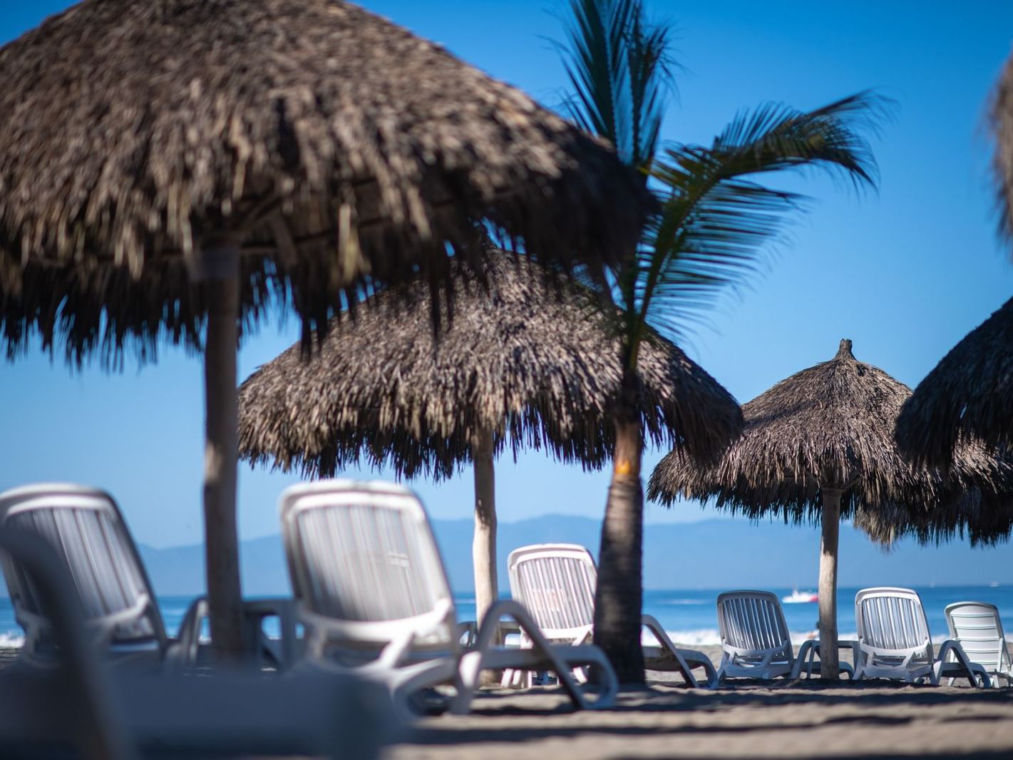 Beach Sun ShadesPalapas facilities at Hotel Villa Varadero