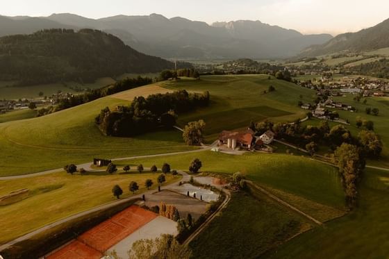 Aerial view of the golf course near Imlauer Schloss Hotel