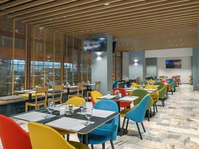 Interior of metro jazz bar & bistro at Metropol Hotel