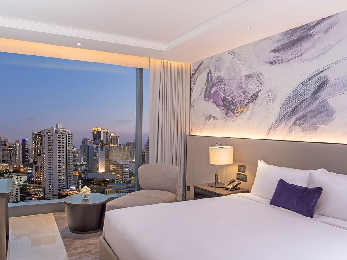 Carlton Hotel Bangkok Sukhumvit Luxury Hotel Near Asok Bts