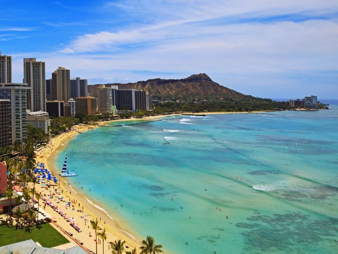 Aerial view of Hawaiian Islands & the city near Waikiki Resort Hotel