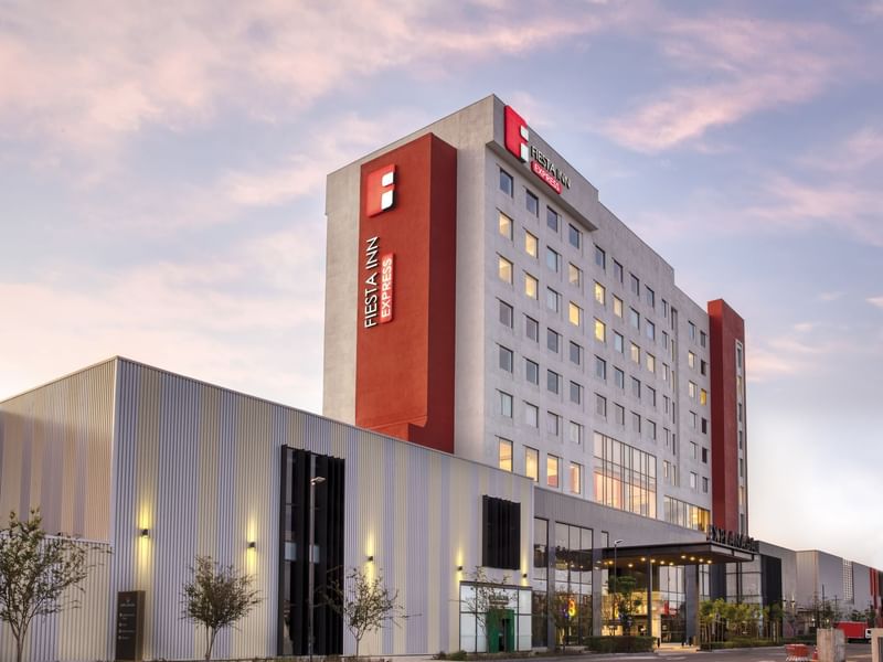 Exterior view of the entrance to Fiesta Inn Express Puebla