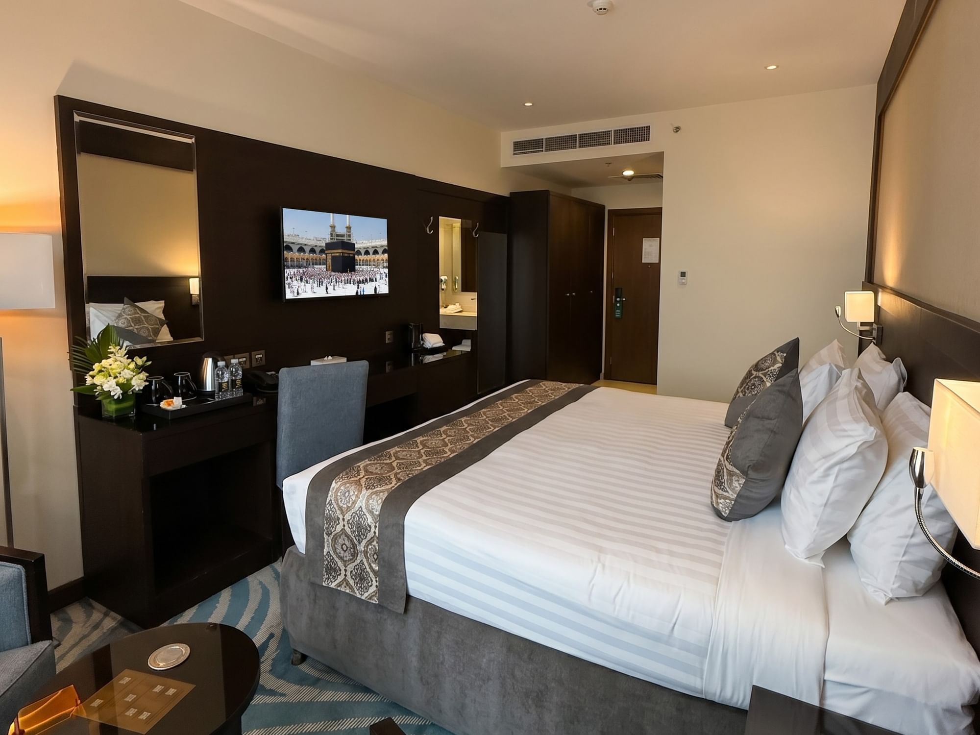 Panorama King Room at Elaf Al Sagryah