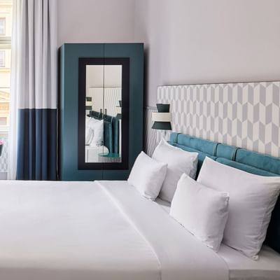 Falkensteiner_Hotel_Prague_Doppelzimmer_Doppelbett_Interior