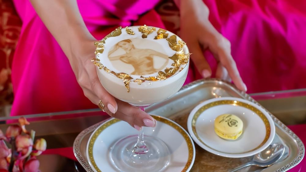 Live Like A Celebrity at Palazzo Versace Dubai