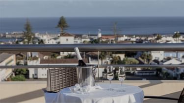 Romance & Tasting Moments