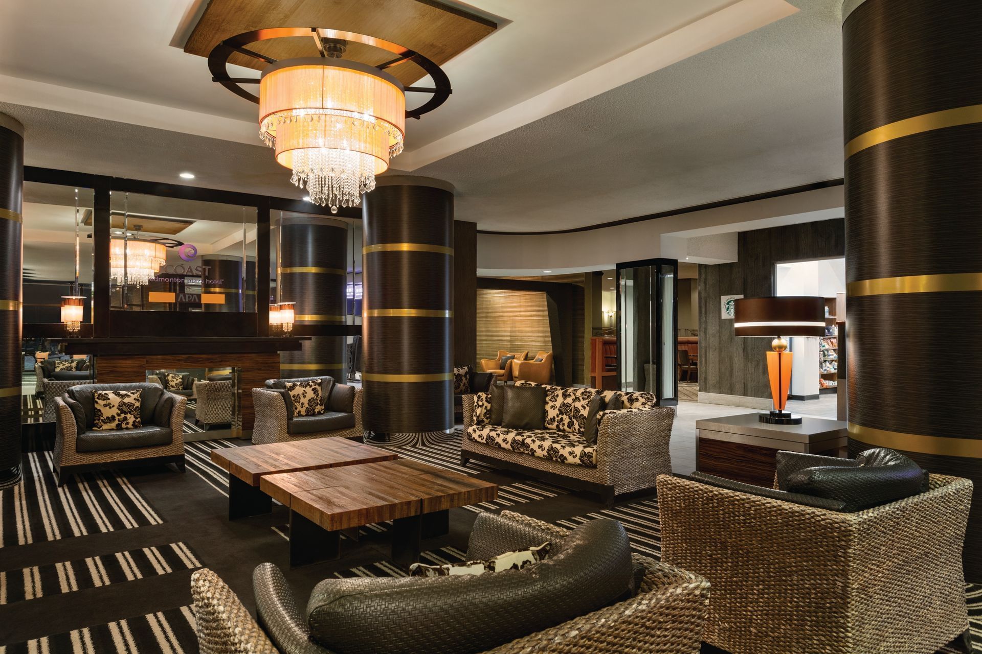 Coast Edmonton Plaza Hotel by APA - Lobby(1)