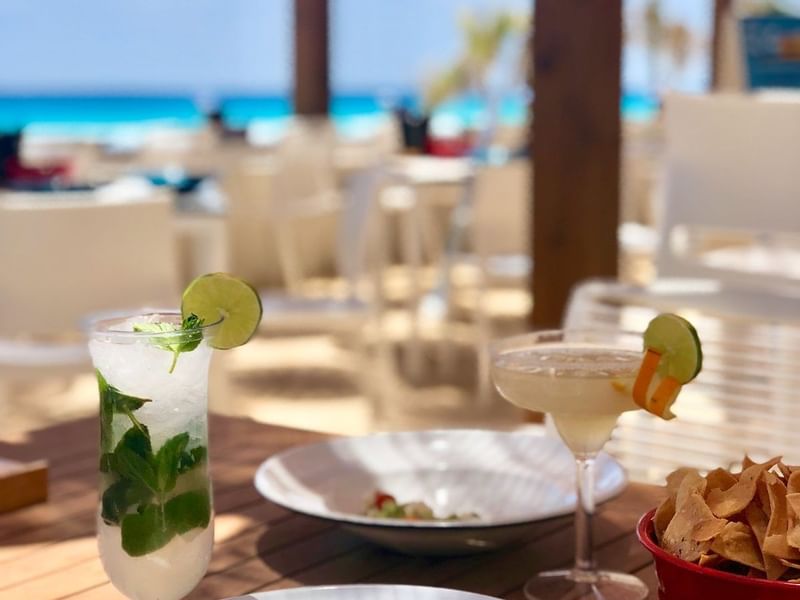 Cocktails served in The Sea Corner Bar at Live Aqua Beach Resort Cancun