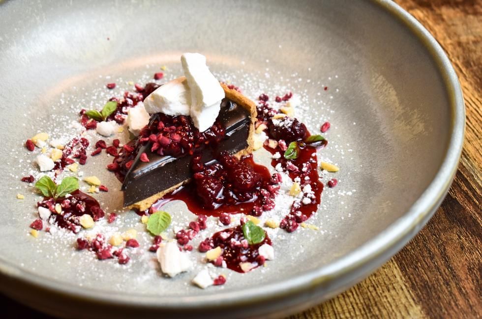 Eton Mess dessert at Dukes Steakhouse in Villiers Hotel Buckingham