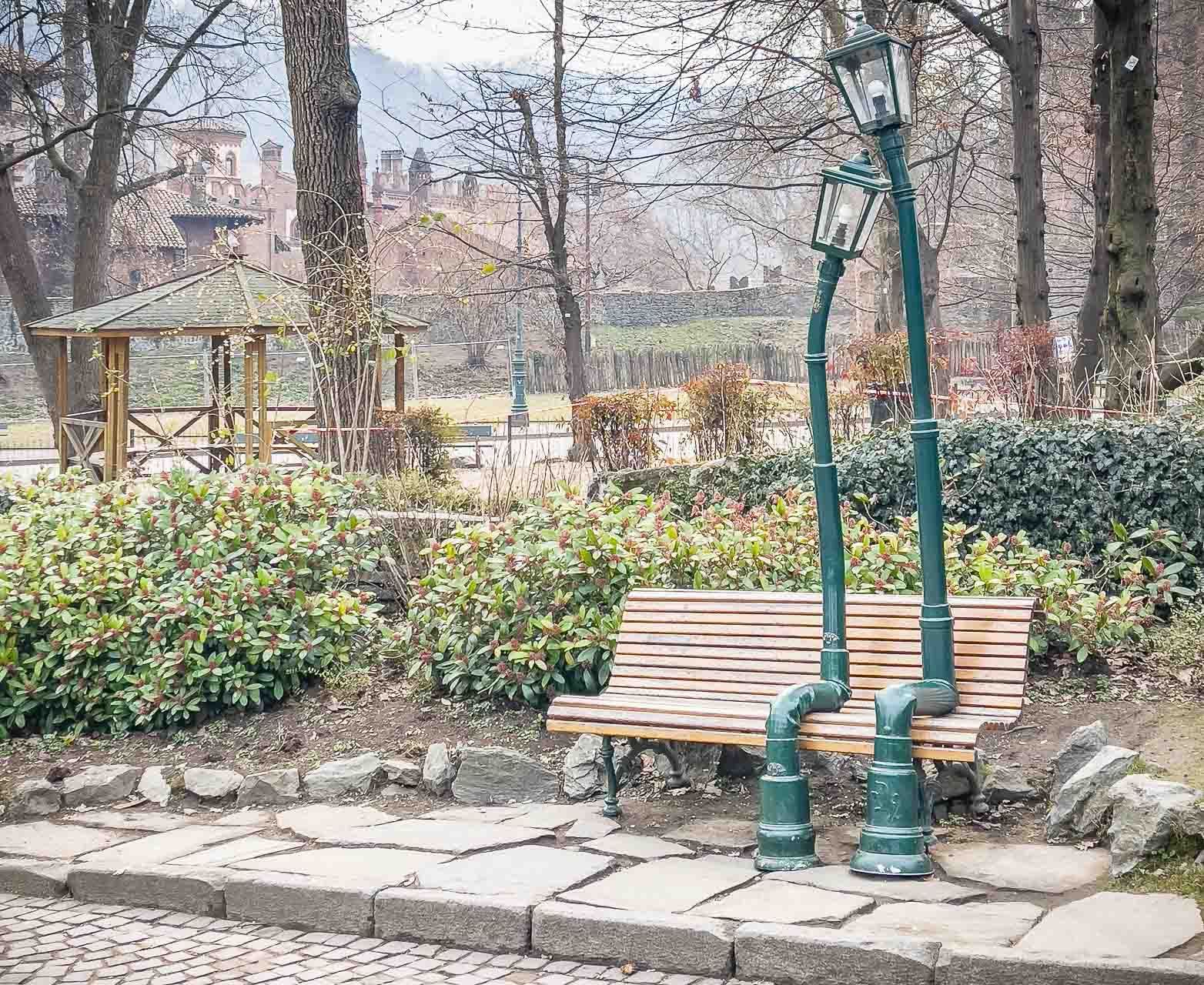 Les lampadaires amoureux à Turin - Parc du Valentino