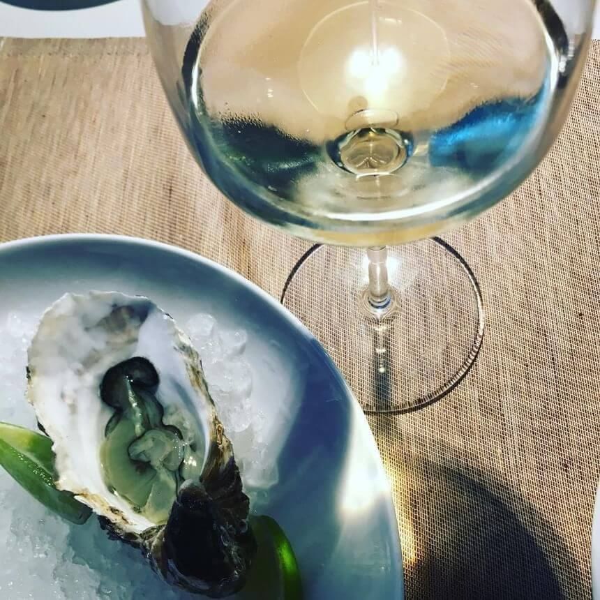 portovenere oyster tasting experience