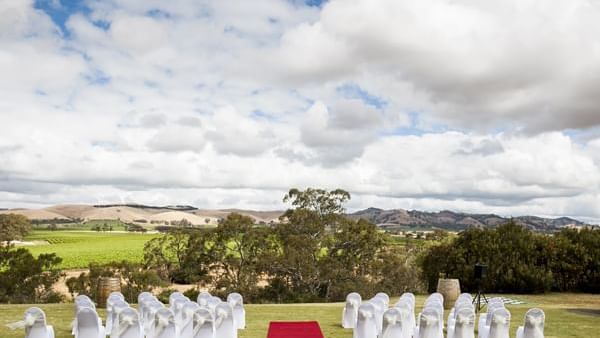 Table setting in an outside ceremony at Novotel Barossa Valley