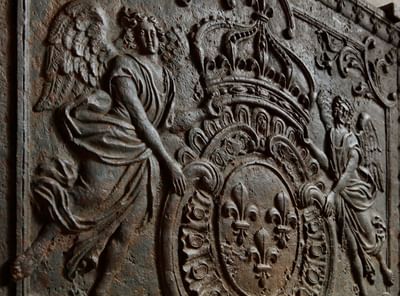 Carvings that depict the history of Venice at Hotel Bisanzio