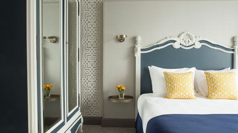 Interior of Deluxe room at the Warwick San Francisco