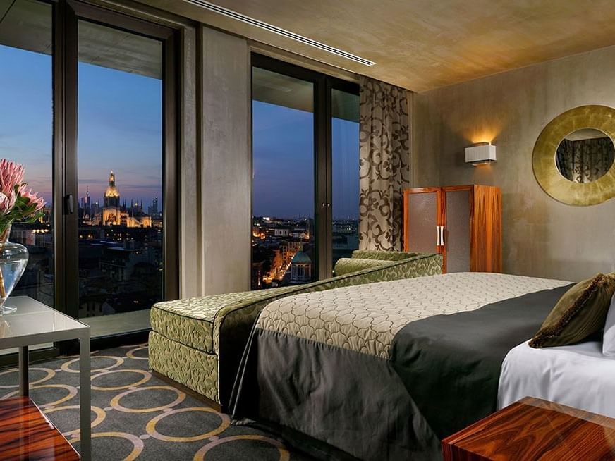 Presidential Suite Bedroom with a city view at Extro Hotels