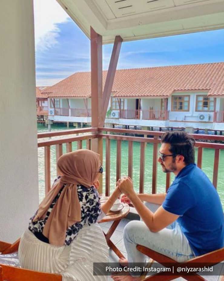 Couples having fun at the Lexis Hotel Resort Malaysia