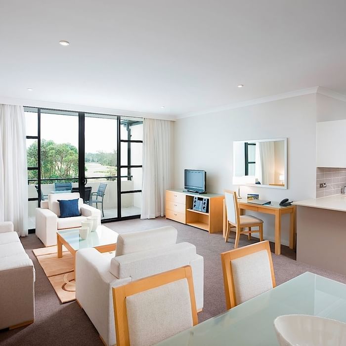 Luxury One bedroom apartment at Mercure in Wyong