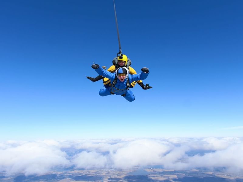 Paracaidismo en Hoteles Fiesta Americana