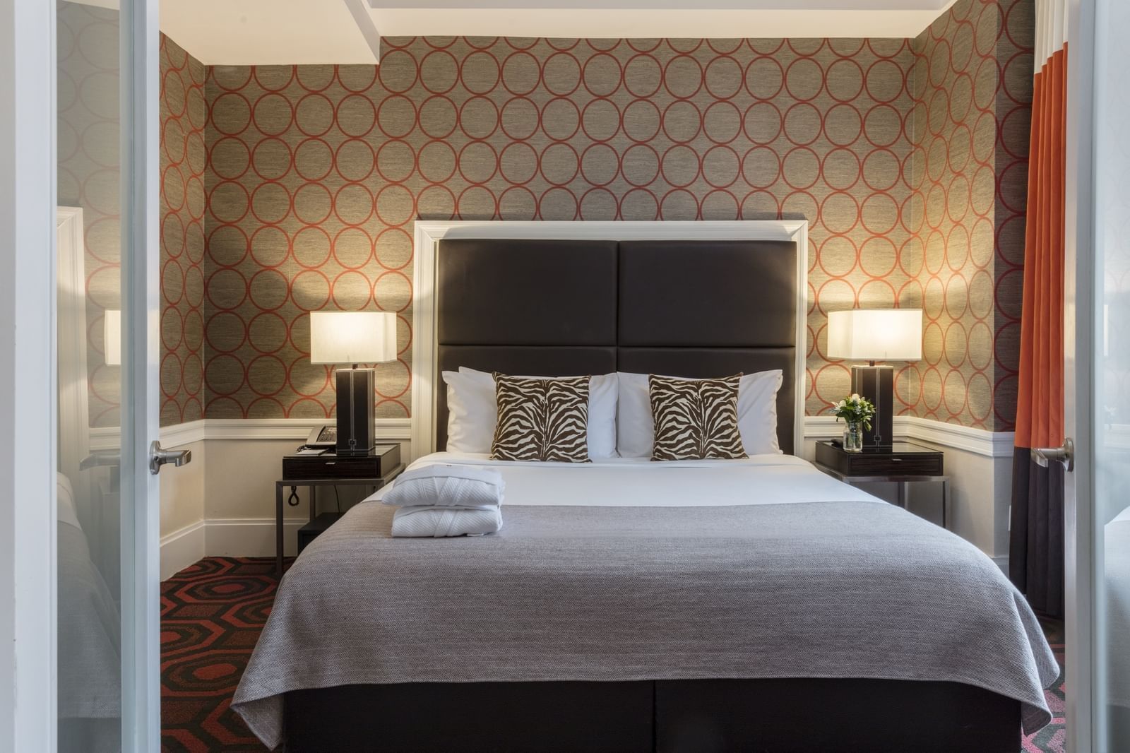 Corner Suite with King Bed inside the Empire Hotel New York City