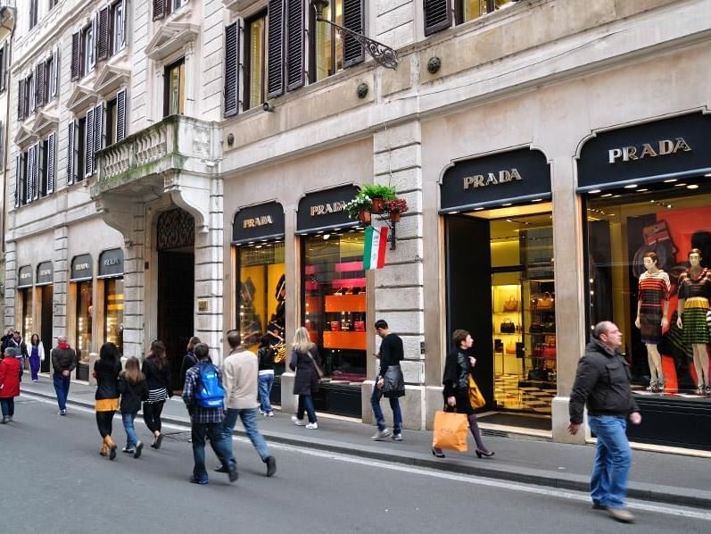 Shopping Street Rome | Via Condotti | Rome Luxury Suites