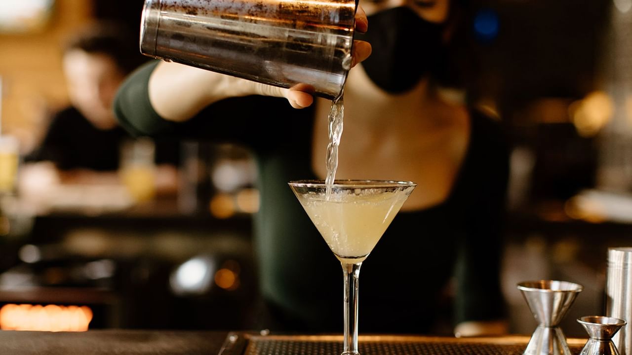 Martini at Browns Socialhouse