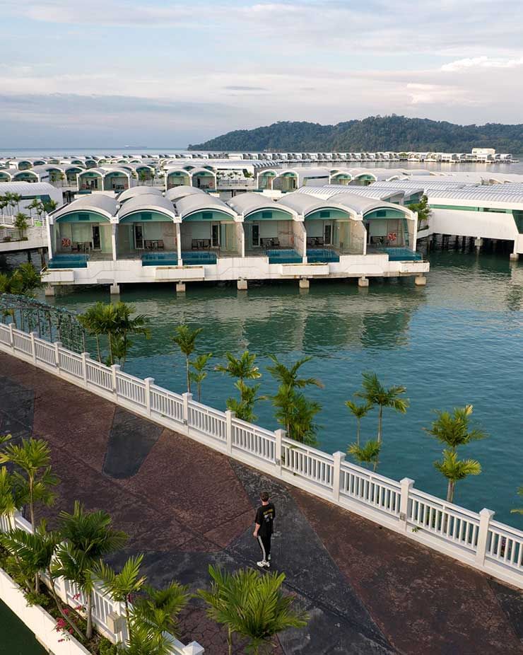 Take a picture of the Straits of Malacca on your Instagram - Lexis Hibiscus PD