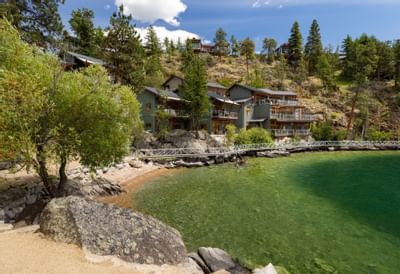 Kelowna Vacation Homes | Photos of Outback Lakeside Resort