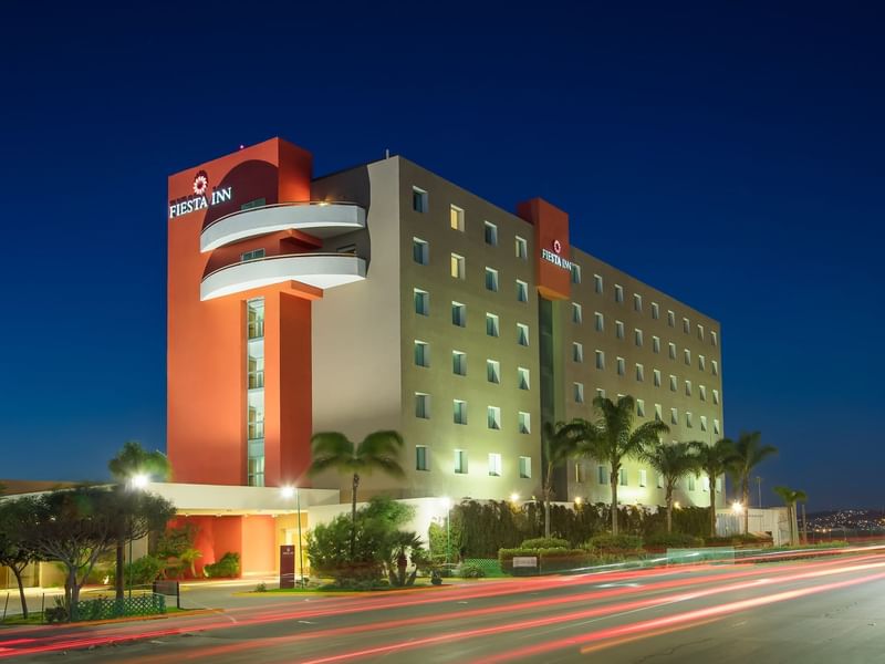 Exterior view of Fiesta Inn Tijuana Otay Aeropuerto at night