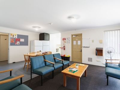 8 Bedroom Apartment Common Area