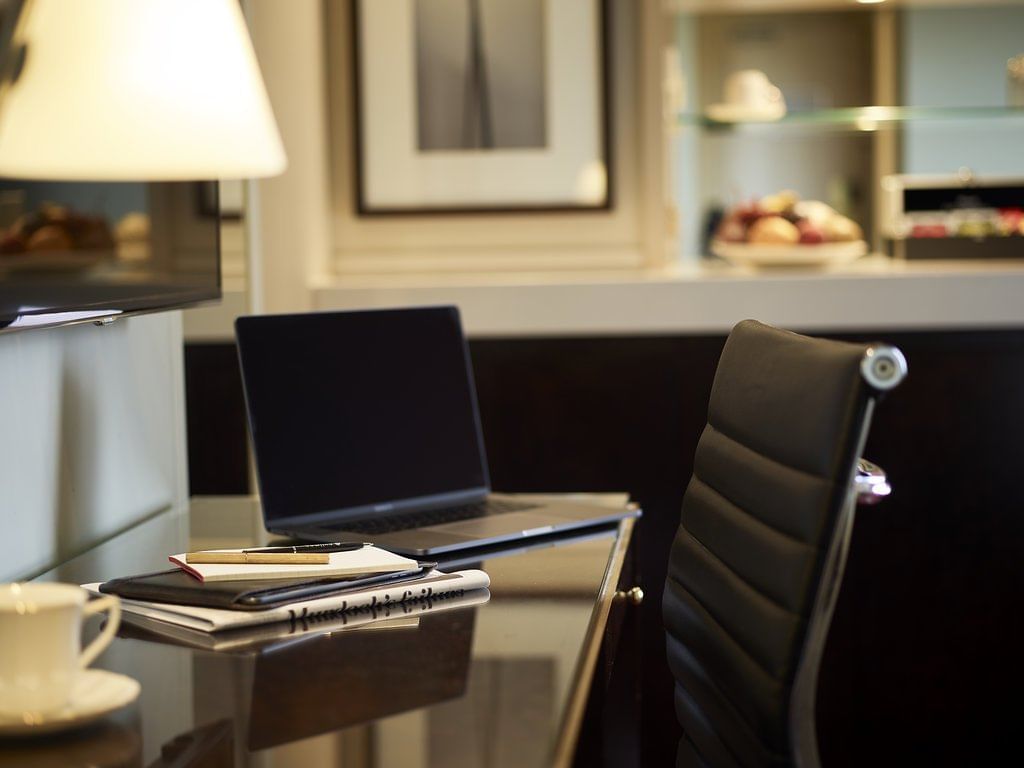 comfortable work space at Pullman Melbourne on the park
