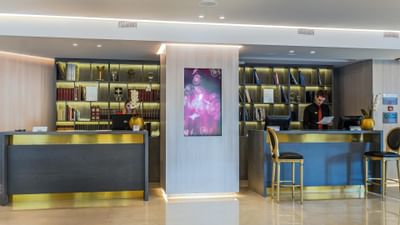 Reception area with the receptionist at St George Lycabettus