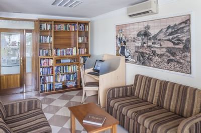Sunset Bay Club Library